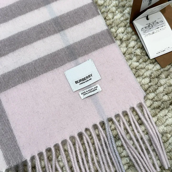 スーパーコピー バーバリー ス マフラー