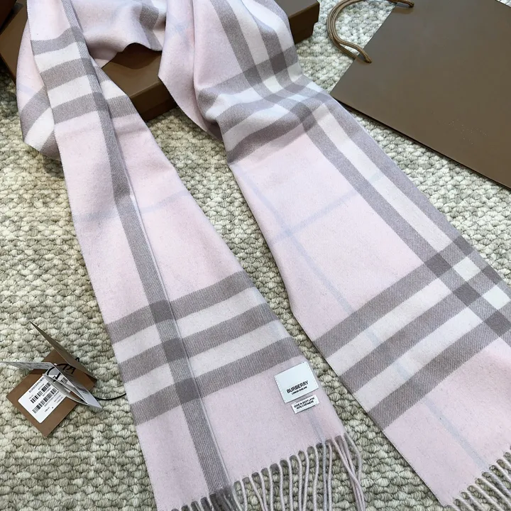 スーパーコピー バーバリー ス マフラー