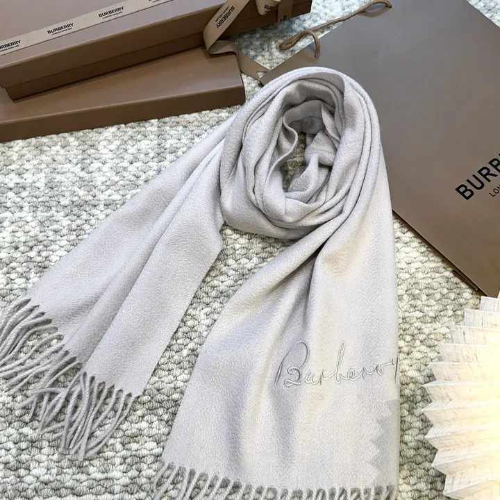 スーパーコピー バーバリー ス マフラー