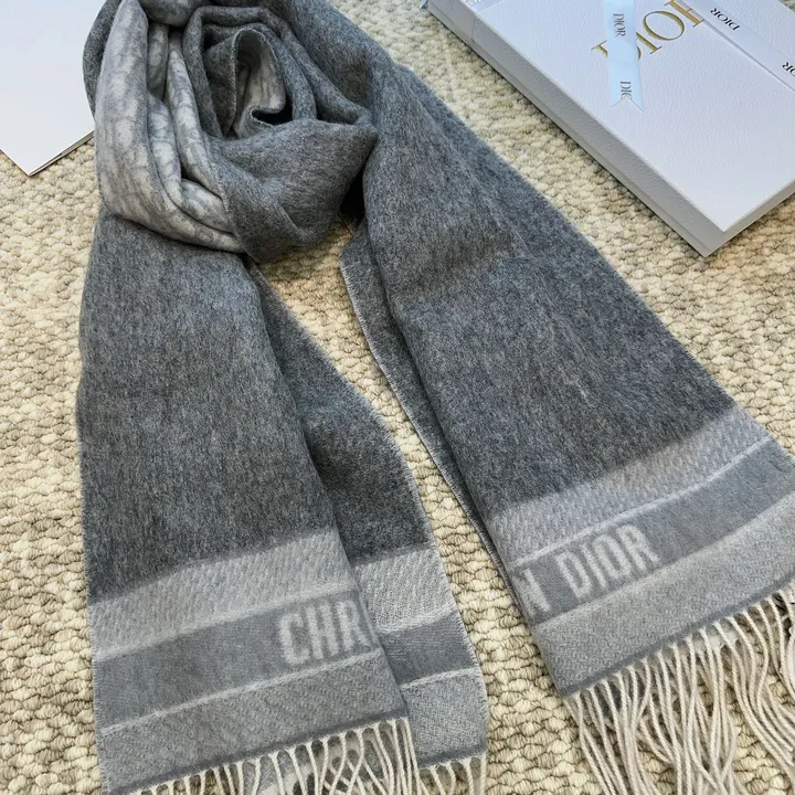 スーパーコピー グッチ マフラー