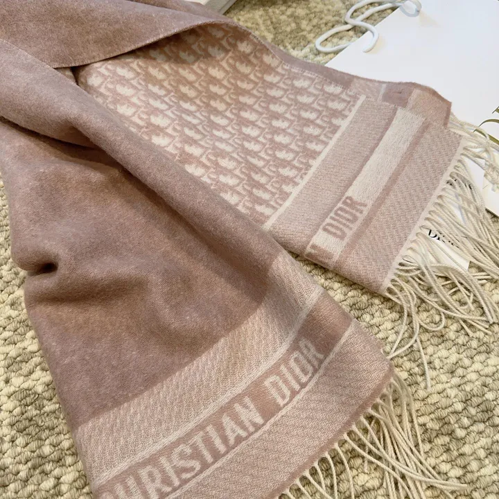 スーパーコピー グッチ マフラー