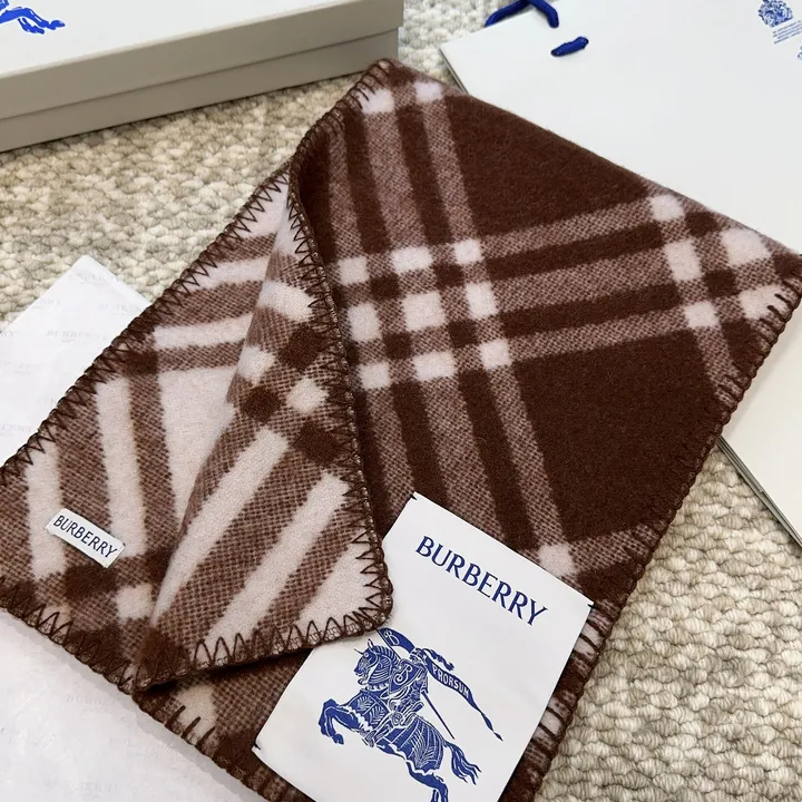 スーパーコピー バーバリー ス マフラー