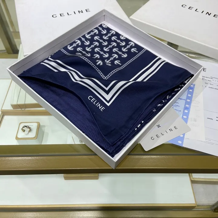 スーパーコピー セリーヌ マフラー