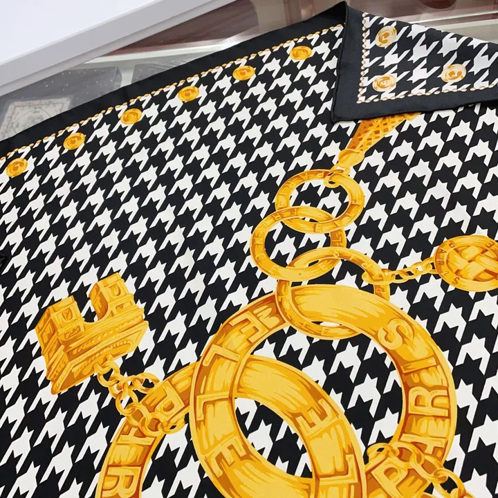 スーパーコピー セリーヌ マフラー