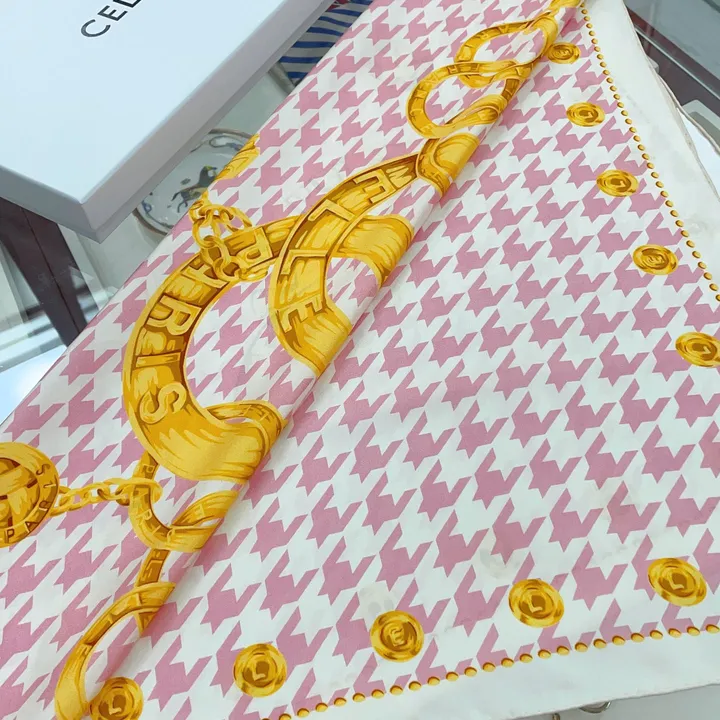 スーパーコピー セリーヌ マフラー