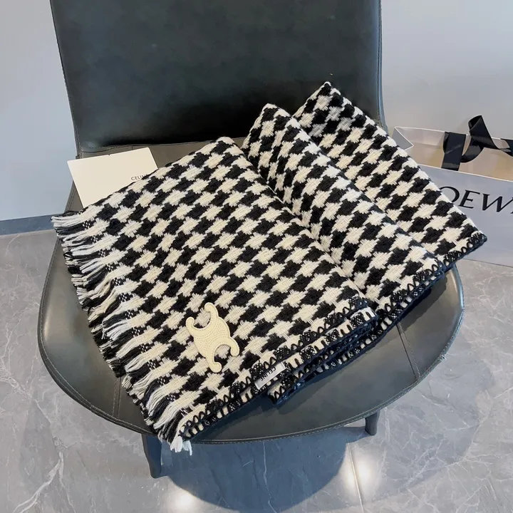 スーパーコピー セリーヌ マフラー