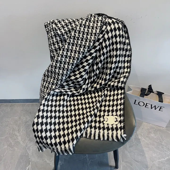 スーパーコピー セリーヌ マフラー