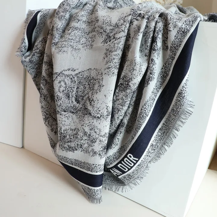 スーパーコピー ディオール マフラー