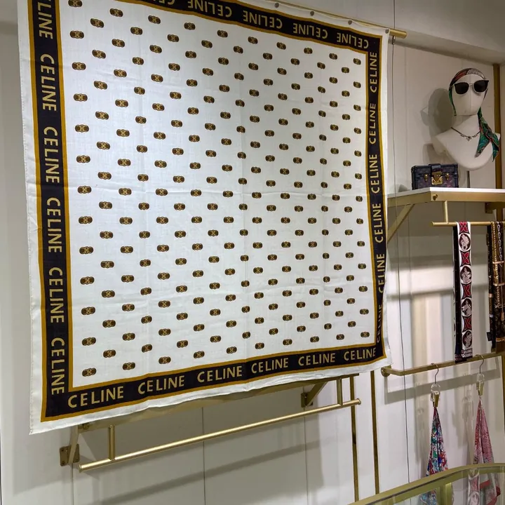 スーパーコピー セリーヌ マフラー