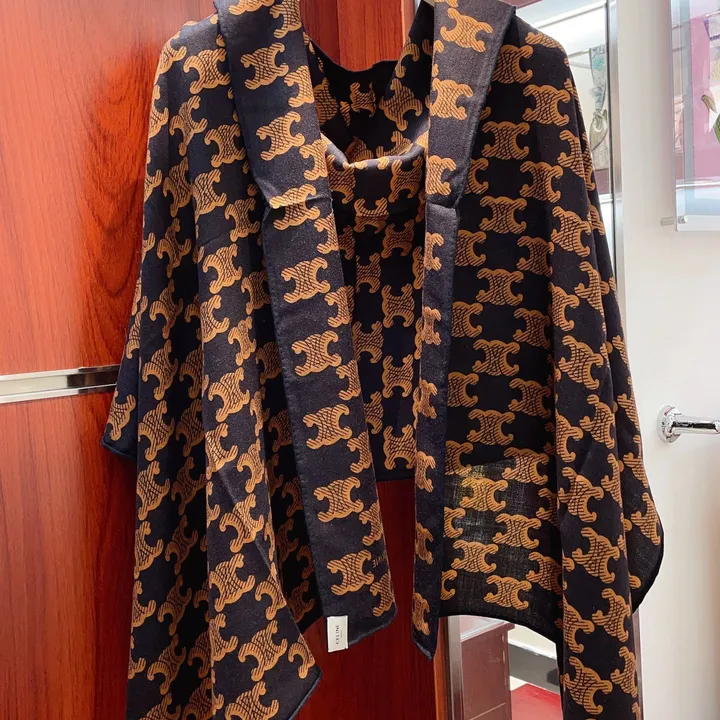 スーパーコピー セリーヌ マフラー