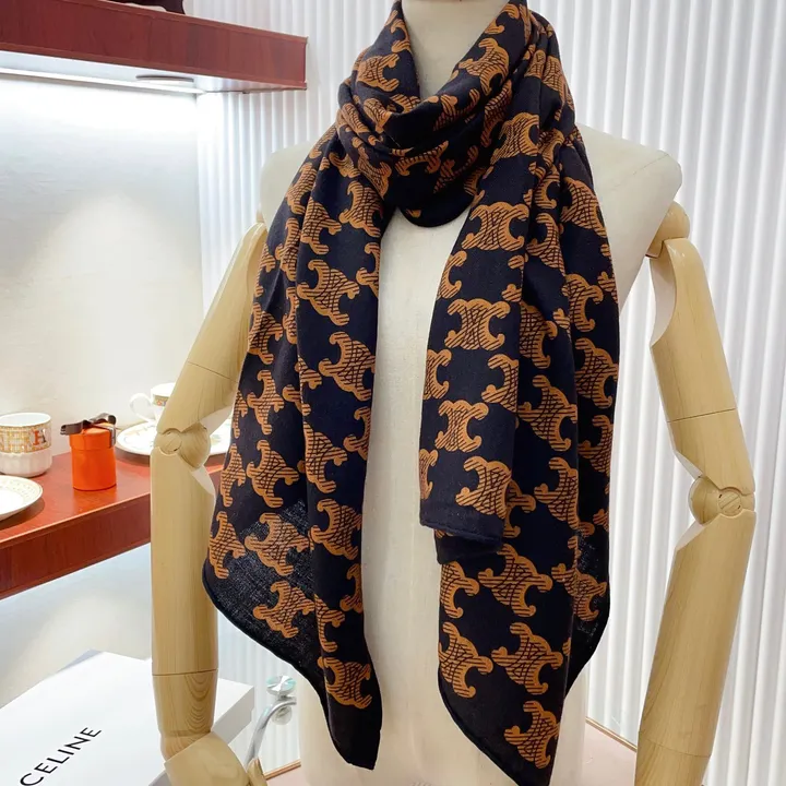 スーパーコピー セリーヌ マフラー