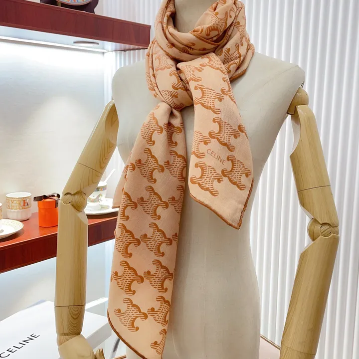 スーパーコピー セリーヌ マフラー