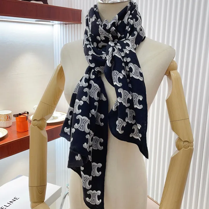 スーパーコピー セリーヌ マフラー