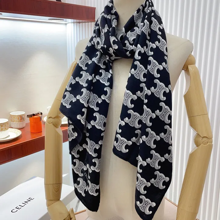 スーパーコピー セリーヌ マフラー