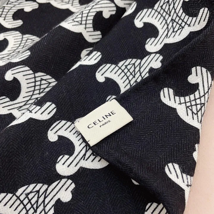 スーパーコピー セリーヌ マフラー