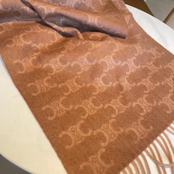 スーパーコピー セリーヌ マフラー