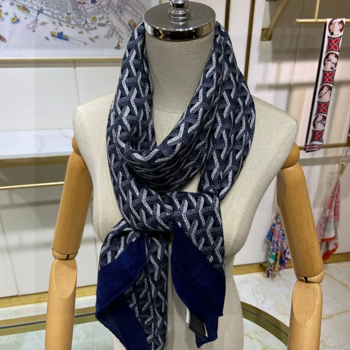 スーパーコピー セリーヌ マフラー