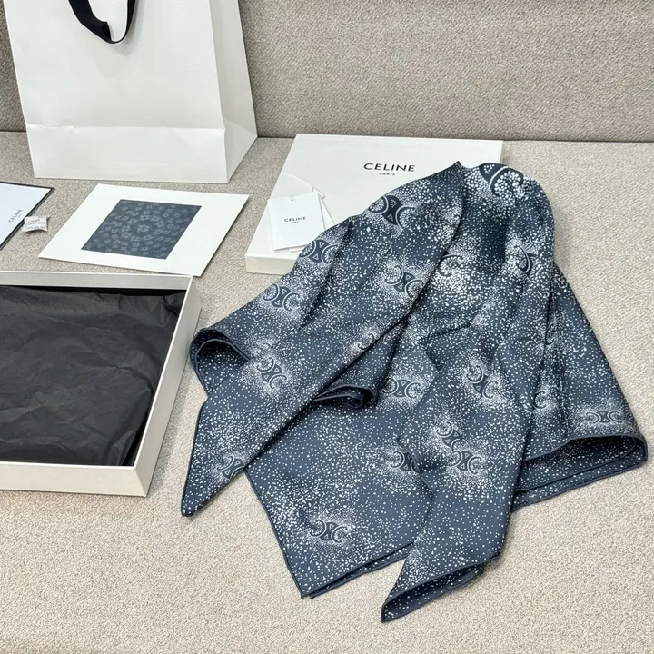 スーパーコピー セリーヌ マフラー