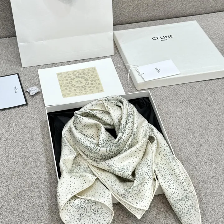 スーパーコピー セリーヌ マフラー