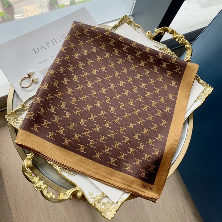 スーパーコピー セリーヌ マフラー