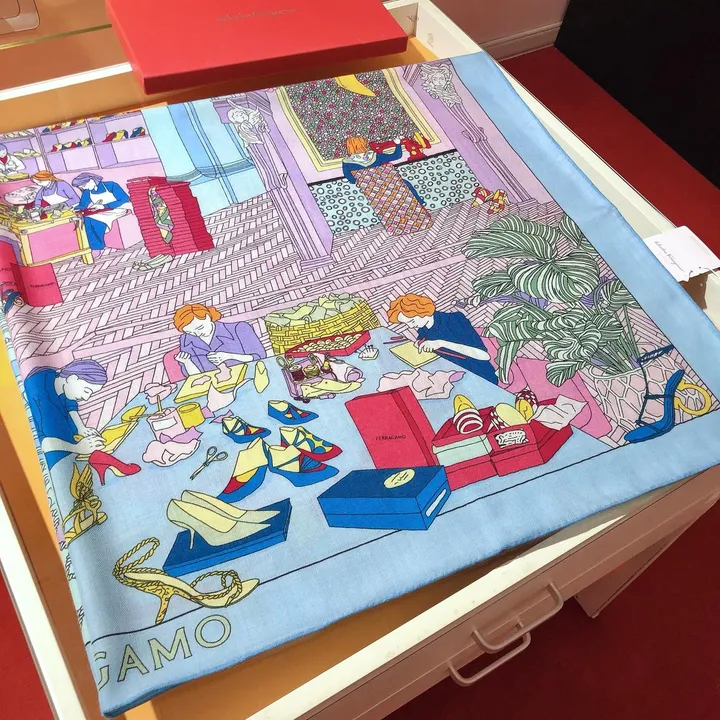 スーパーコピー フェラガモ マフラー