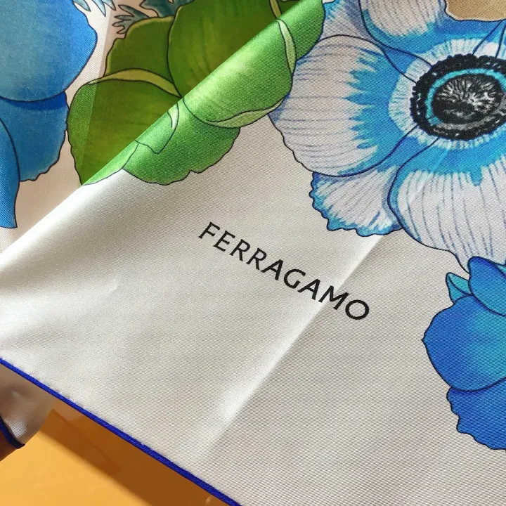 スーパーコピー フェラガモ マフラー