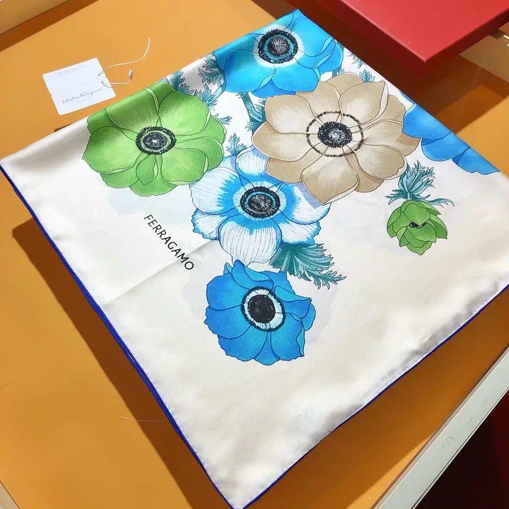 スーパーコピー フェラガモ マフラー