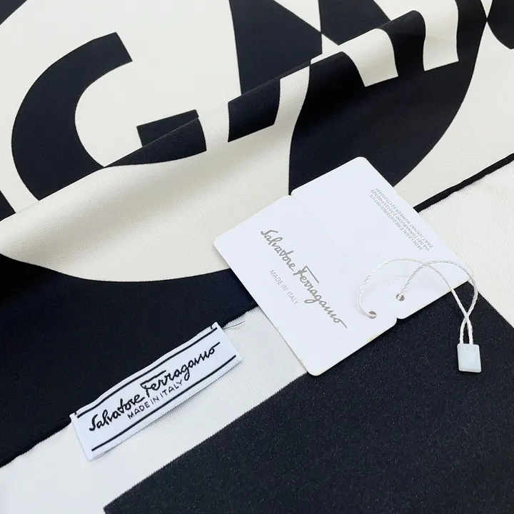 スーパーコピー フェラガモ マフラー