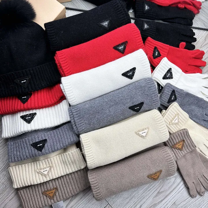 スーパーコピー ミュウミュウ マフラー