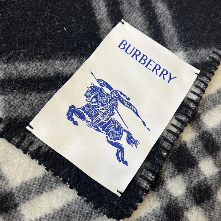 スーパーコピー バーバリー ス マフラー