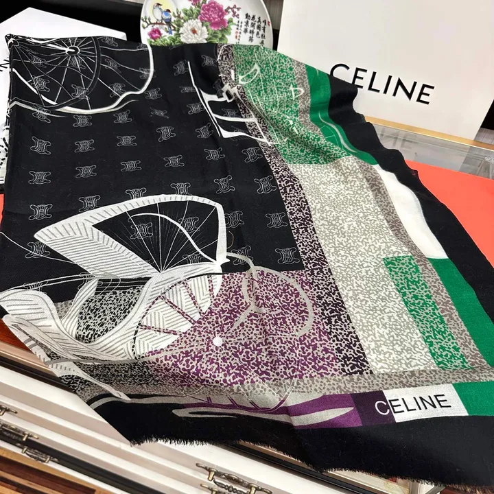 スーパーコピー セリーヌ マフラー