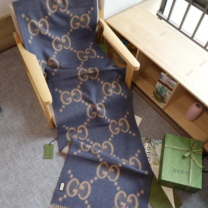 スーパーコピー グッチ マフラー