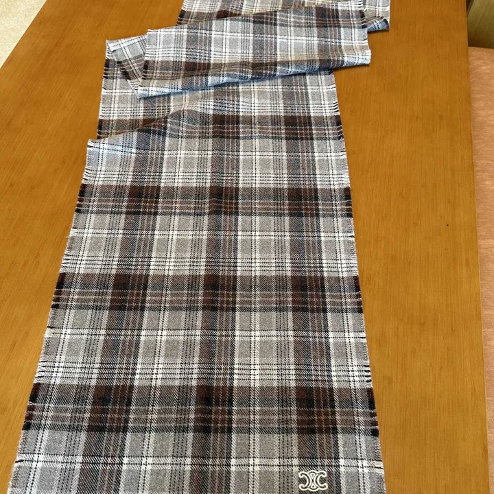 スーパーコピー セリーヌ マフラー