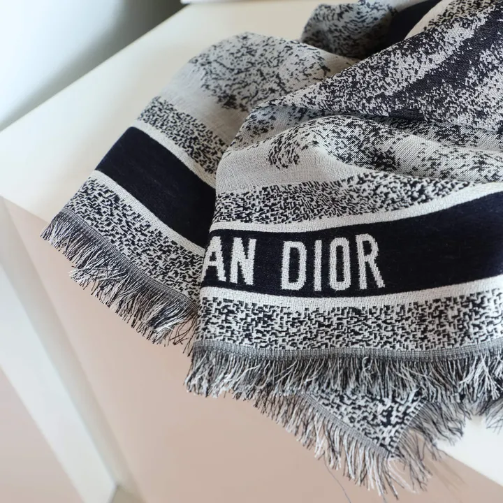 スーパーコピー ディオール マフラー