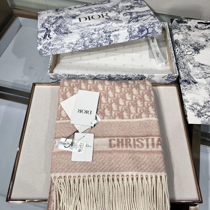 スーパーコピー ディオール マフラー