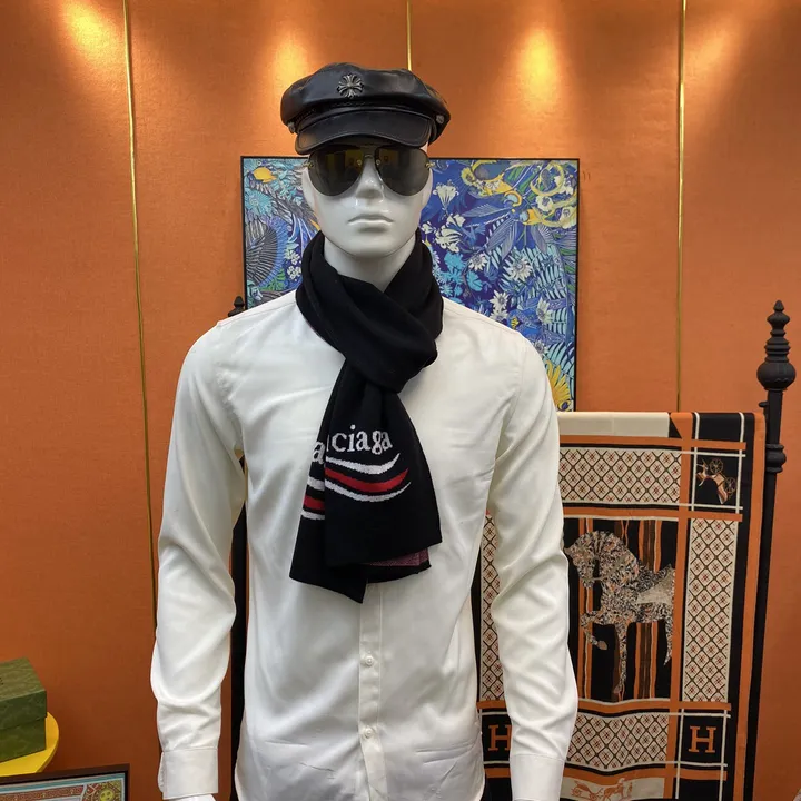 スーパーコピー バレンシアガ マフラー