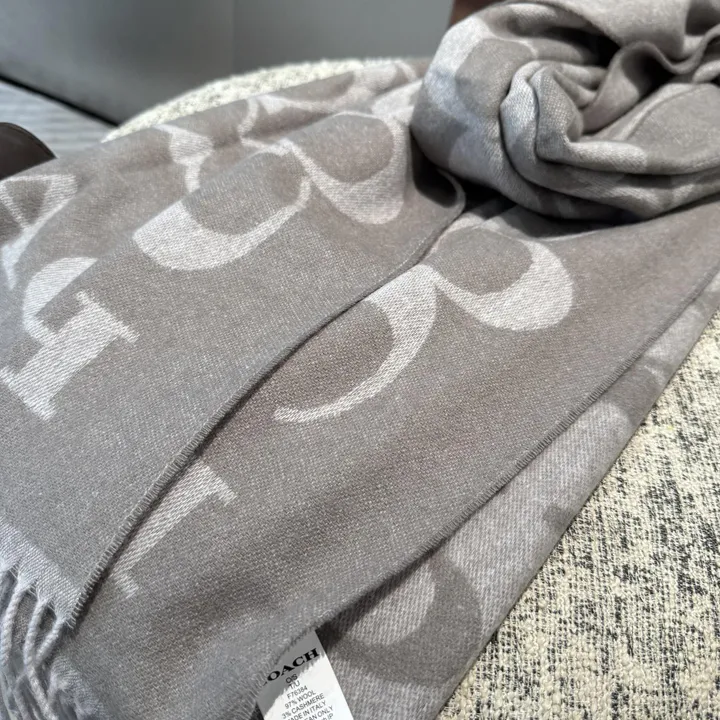 スーパーコピー コーチ マフラー