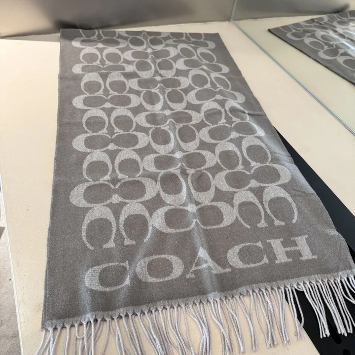 スーパーコピー コーチ マフラー