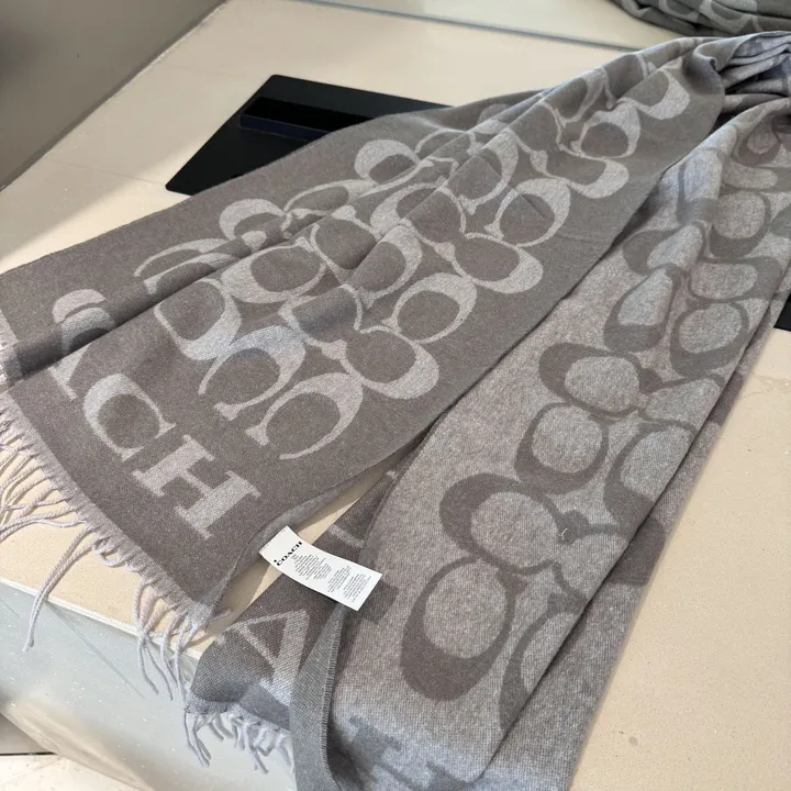 スーパーコピー コーチ マフラー