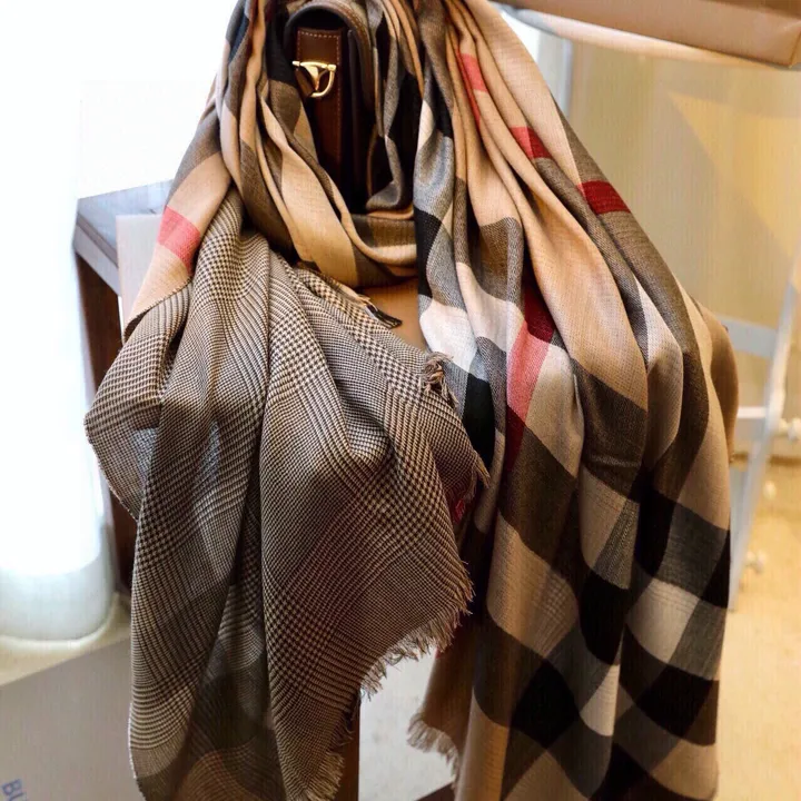スーパーコピー バーバリー ス マフラー