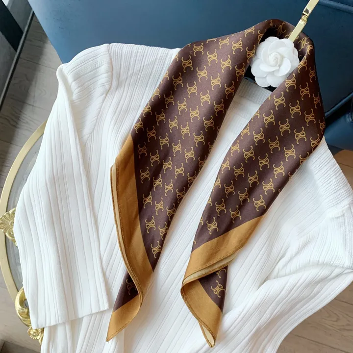 スーパーコピー セリーヌ マフラー