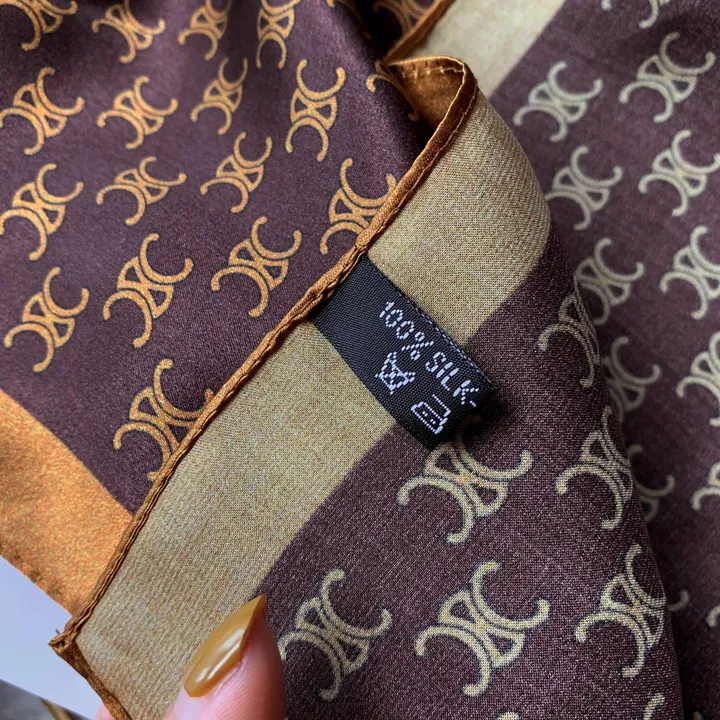 スーパーコピー セリーヌ マフラー