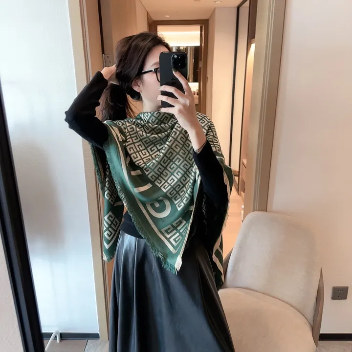 スーパーコピー ジバンシィ マフラー