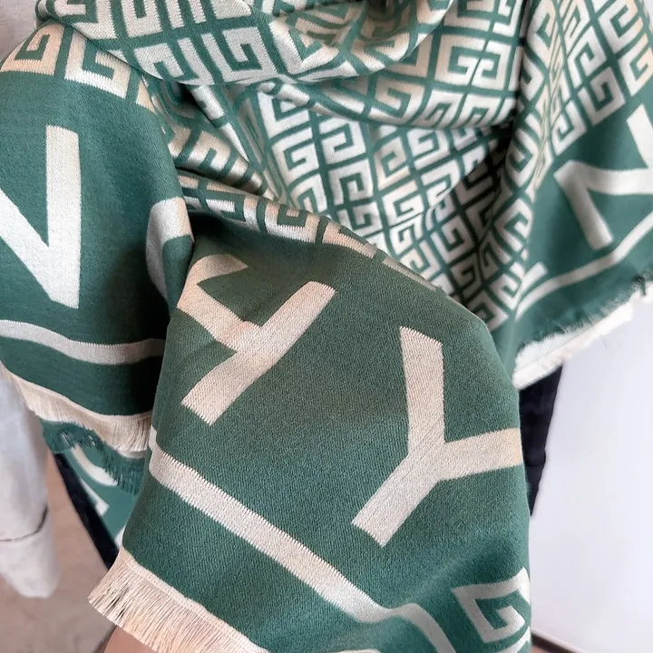 スーパーコピー ジバンシィ マフラー