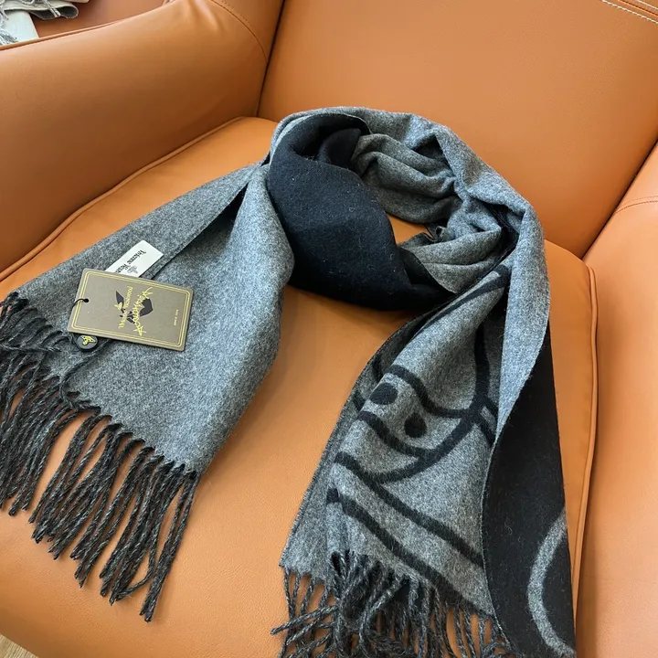 スーパーコピー ヴィヴィアン・ウエストウッド マフラー