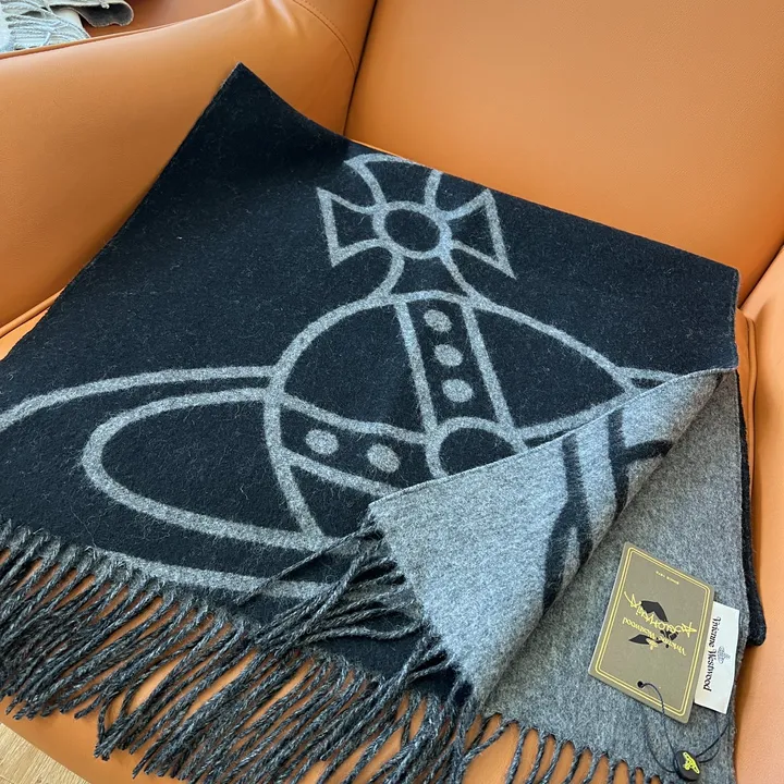 スーパーコピー ヴィヴィアン・ウエストウッド マフラー