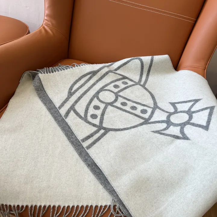 スーパーコピー ヴィヴィアン・ウエストウッド マフラー