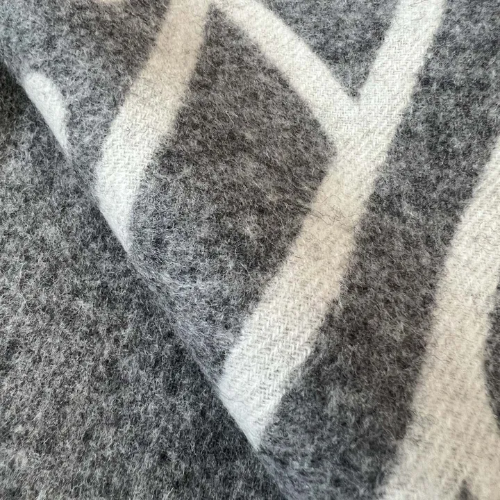 スーパーコピー ヴィヴィアン・ウエストウッド マフラー