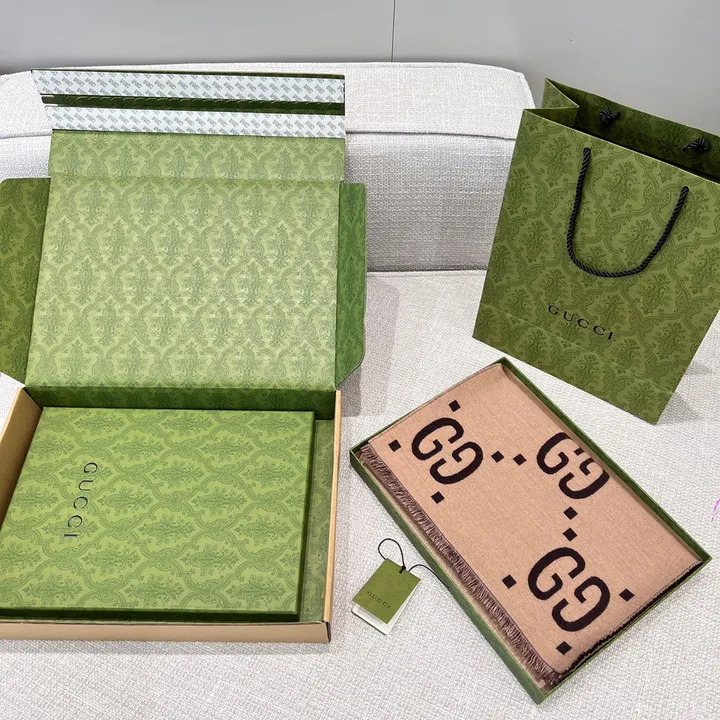 スーパーコピー グッチ マフラー