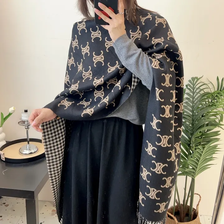 スーパーコピー セリーヌ マフラー